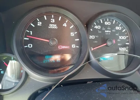 2011 Chevrolet Silverado 1500 Ls z USA, uszkodzony, nr VIN 1GCRCREA4BZ209924